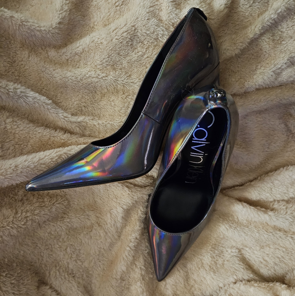 Calvin Klein Women's Attie Pump - Iridescent